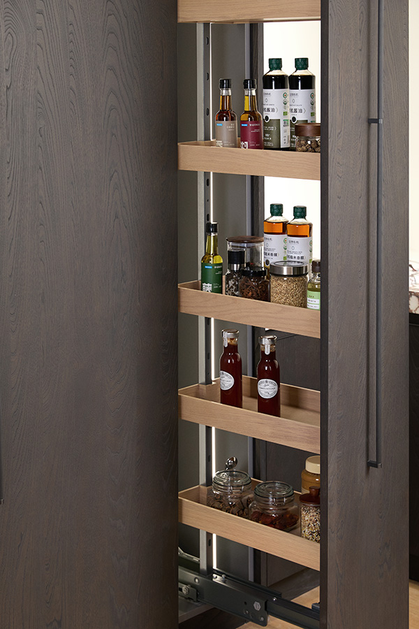 IO Ingenious One Series — High Cabinet Interior